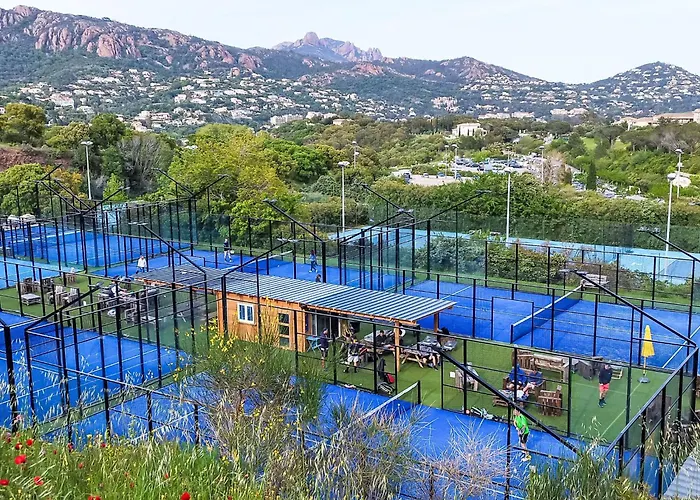 L'esquinade - Fh206 By Interhome Saint-Raphaël