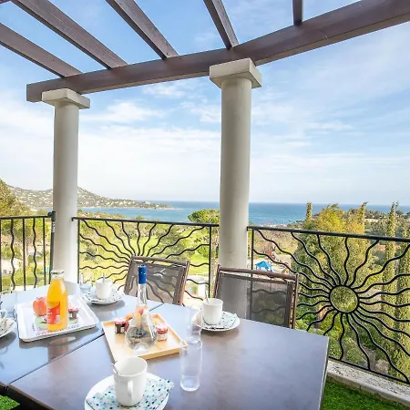 L'esquinade - Fh206 By Interhome * Saint-Raphaël