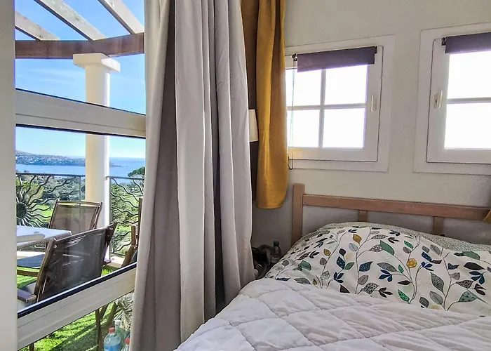 L'esquinade - Fh206 By Interhome *